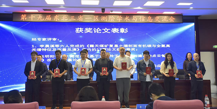 1758898584637936.jpg 9b8624d722c5320617fa7af26c078ba7.jpg