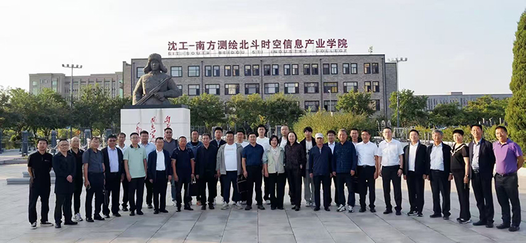 1758898634367217.jpg 3d7d3d9019f431e6369bacd6fc66a8a9.jpg