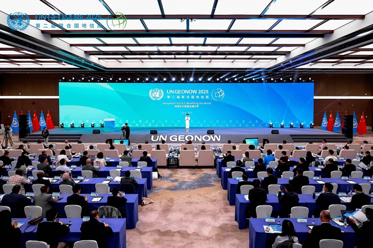 1761557110380292.jpg 1027-007-001.jpg